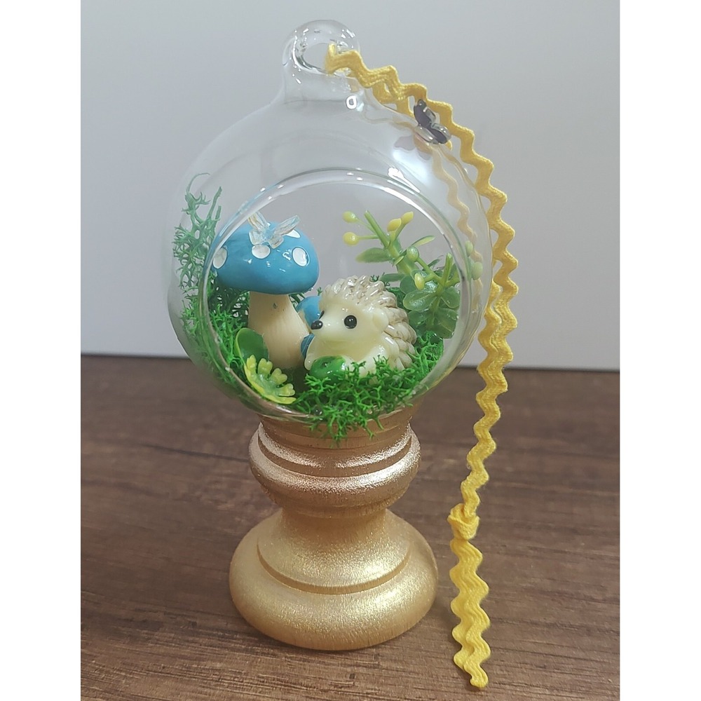 Handmade Glass Diorama Ornament Terrarium Fairy Garden Hedgehog Mushroom
